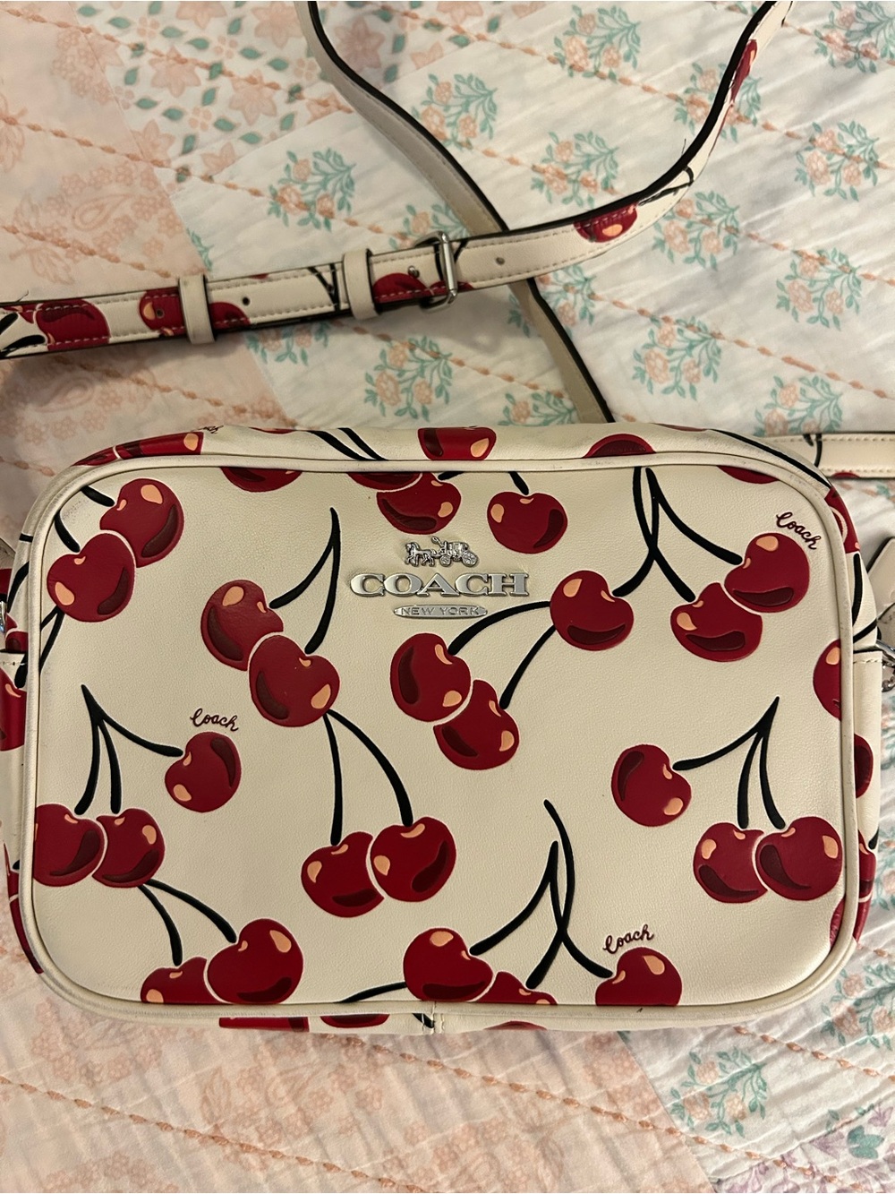 COACH Jamie Camera Bag With Cherry Print In Smooth Leather In Chalk Colorway GUC - Picture 11 of 13